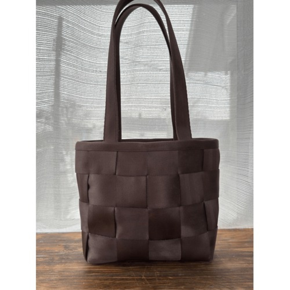 Harveys The Original Seatbelt Bag Woven Tote Espresso Brown Vintage Y2K Handbag